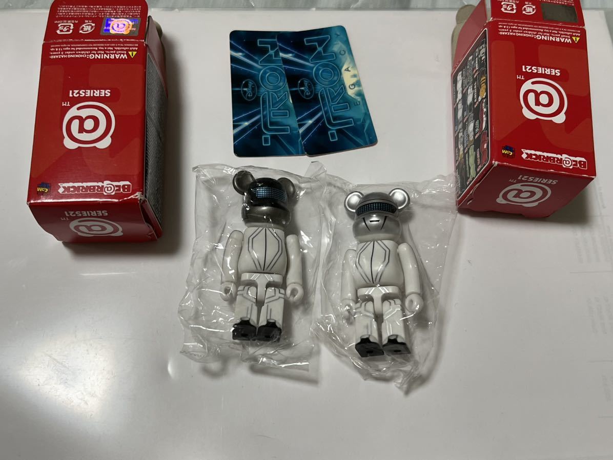 人気セール，品質保証 ベアブリック シリーズ21 SF ダフトパンク 2個 セット トロン daftpunk TRON Disney 100% BE@RBRICK(キューブリック、ベアブリック)｜売買されたオークション情報、yahooの商品情報をアーカイブ公開 - オ キューブリック、ベアブリック