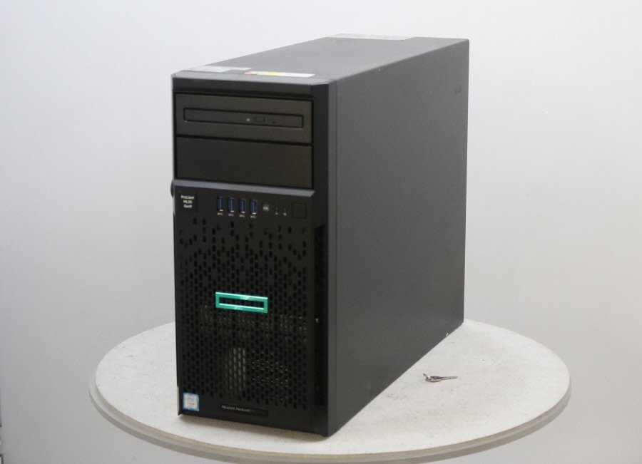 hp ProLiant ML30 Gen9 -　Xeon E3-1220 v6 3.00GHz 8GB■現状品