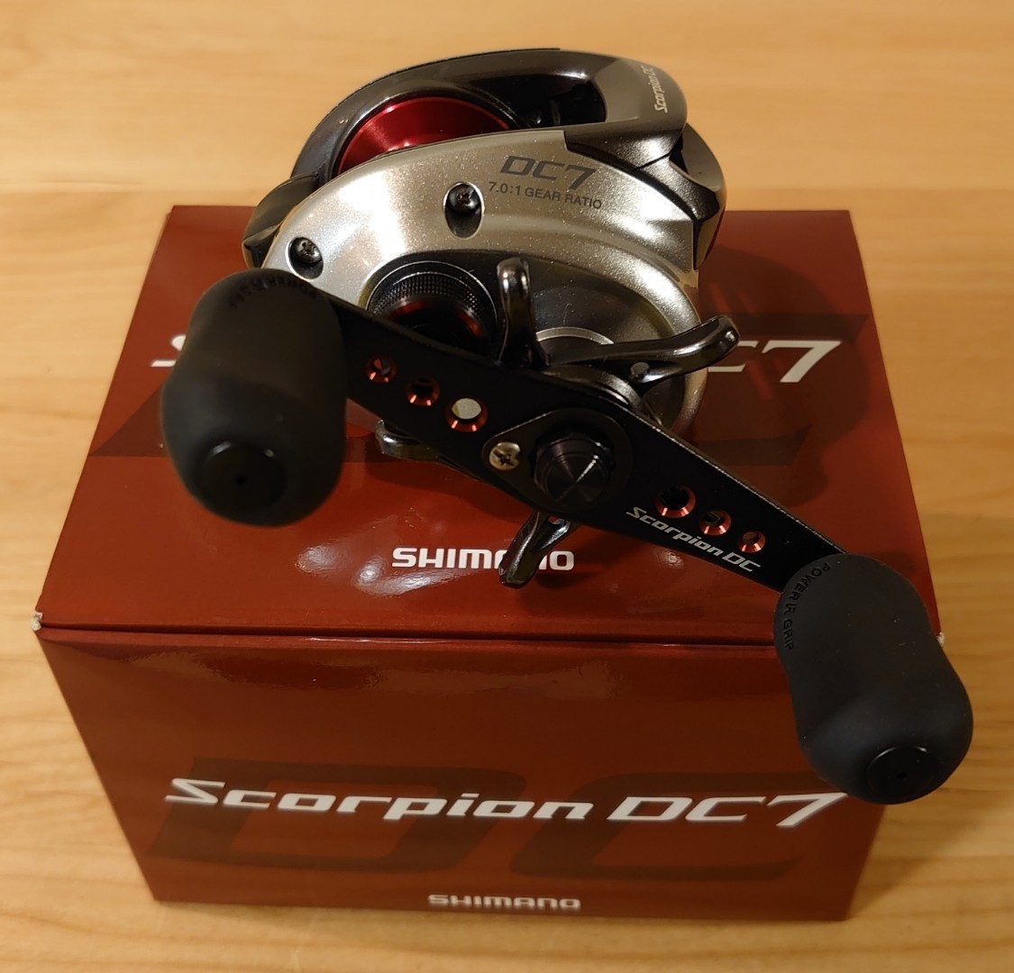 新入荷特価 シマノ 11スコーピオンDC7 右巻き 7.0:1 【公式通販】