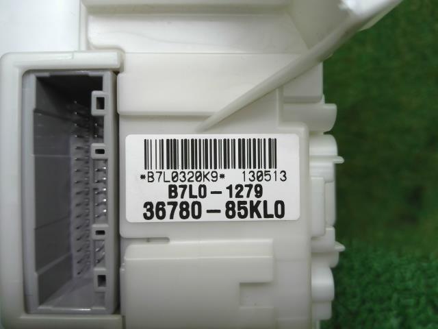 ラパン　DBA-HE22S　ヒューズボックス　室内用　36780-85KL0　74，616km