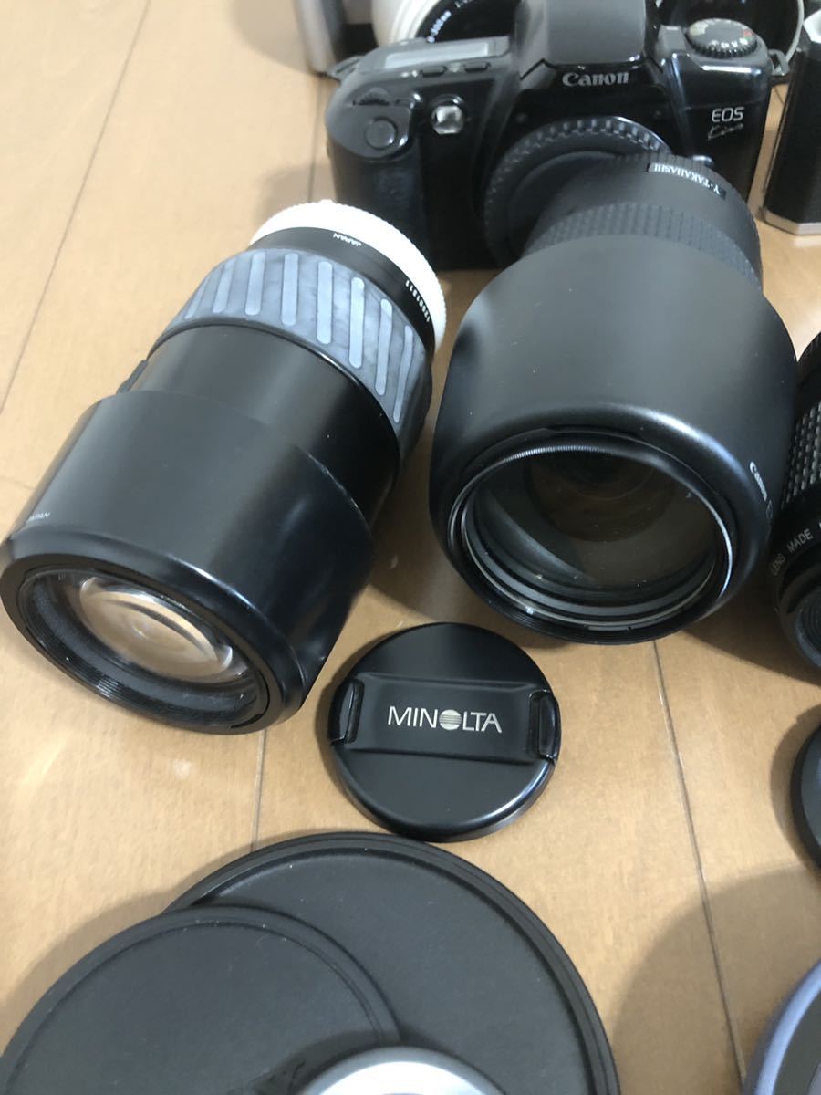 Canon Digital SLR Camera EOS Kiss X5 Lens Kit EF-S18-55mm F3.5-5.6