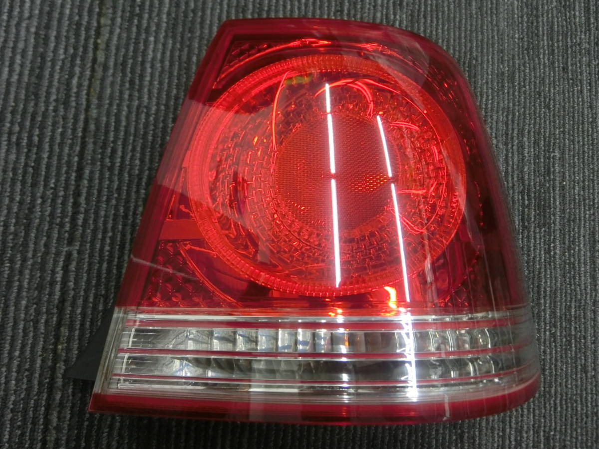 外側純正球切れ対策品 18クラウン アスリート 前期 テールランプ 運転