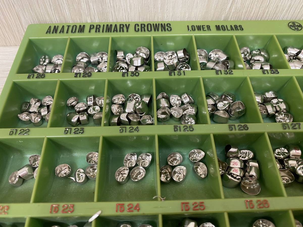 銀歯 被せ 歯科技工 大量 【B-11245】SANKIN 歯科材料 被せ物 2ケース