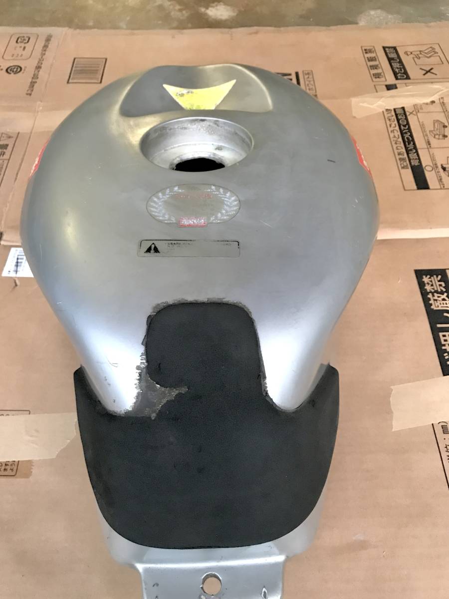 Aprilia アプリリア RS250 前期 タンク 前期95-97年RS250純正ガソリン