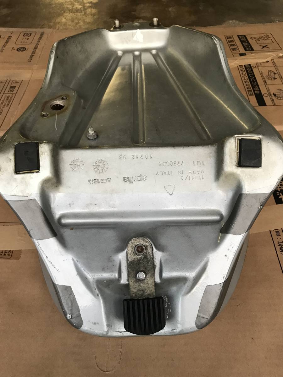 Aprilia アプリリア RS250 前期 タンク 前期95-97年RS250純正ガソリン