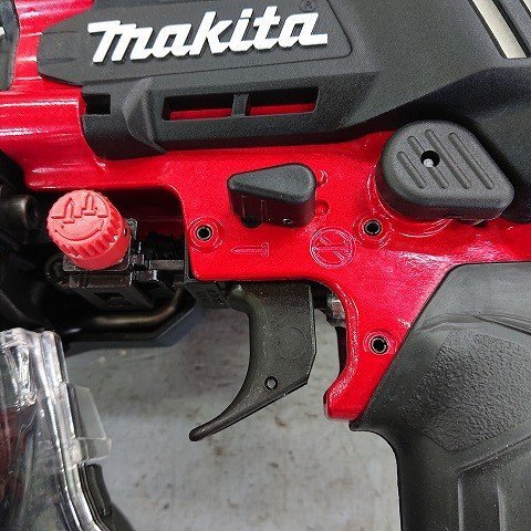 【中古美品】MAKITA　マキタ　AN534H　50ｍｍ高圧釘打機　【本体のみ】 AN534H マキタ |
