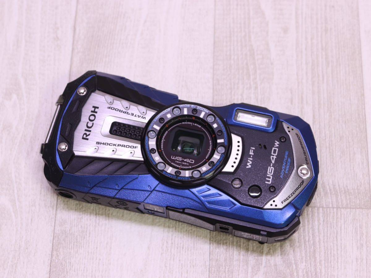 100. RICOH WG-40W ・ブルー ・ 2.7型ワイド・約1600万画素・光学5倍
