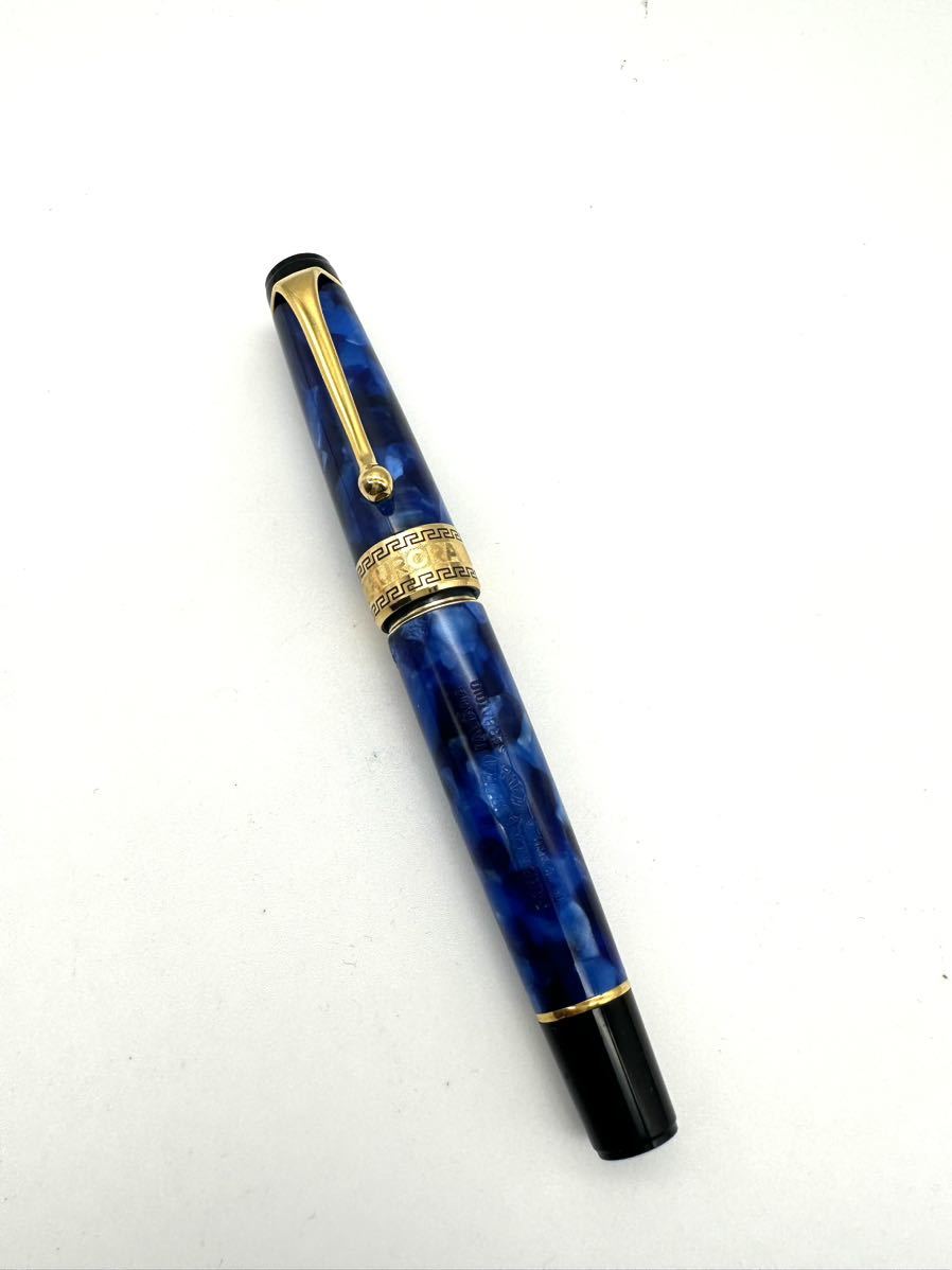 aurora ▽ 【AURORA /アウロラ 万年筆 88 オールブラック シルバー 14K