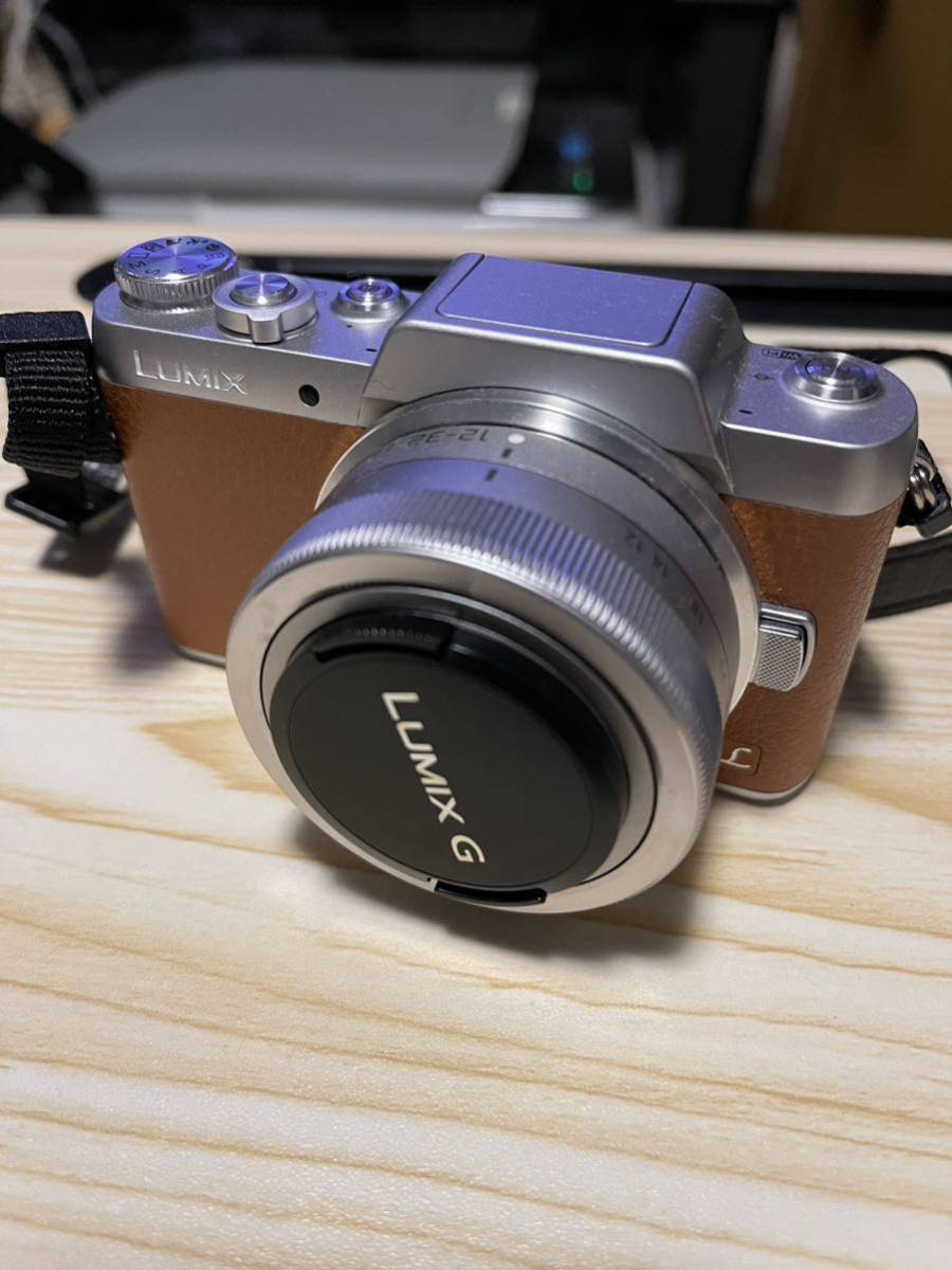 LUMIX DMC-GF7 12-32付 Panasonic DMC-GF7 Lumix Four Micro Lens
