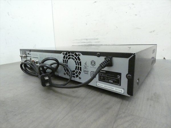 2TB☆11年☆東芝/REGZA☆HDD/BDレコーダー☆DBR-Z160☆リモコン付☆2番組同時録画☆3D対応機 管CX13102