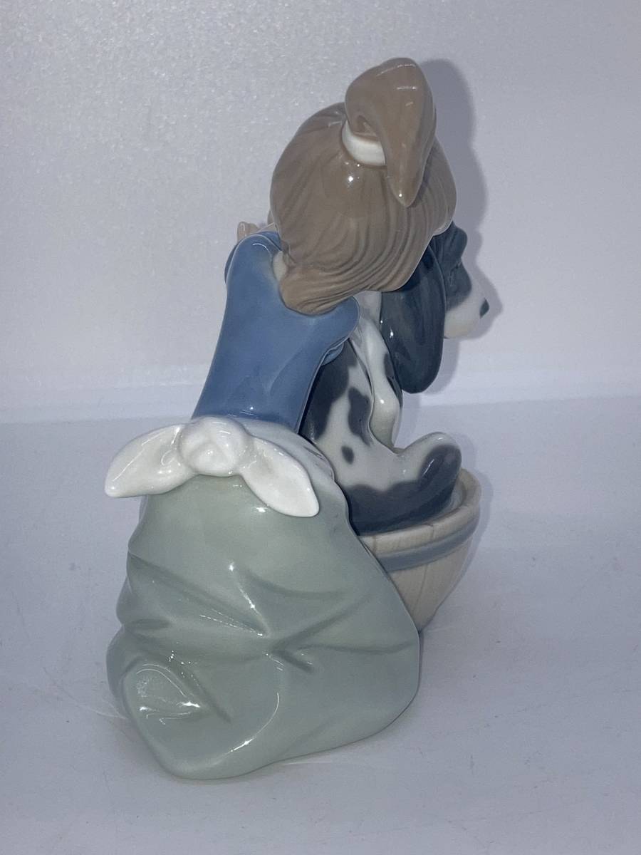 LLADRO リヤドロ 5455 HAND MADE IN SPAIN きれいにしましょうね 陶器