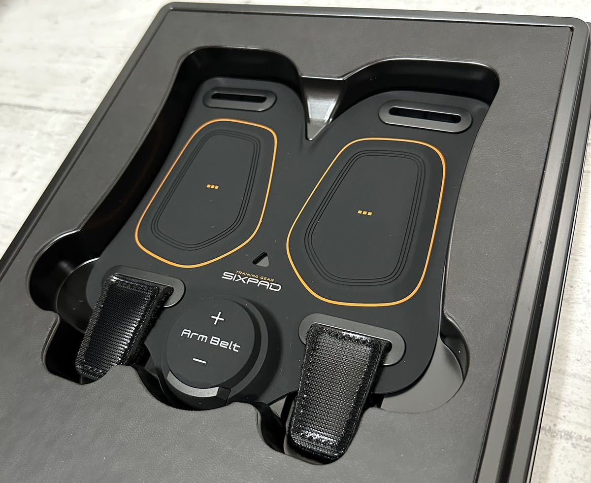 シックスパッド SIXPAD : - アームベルト トレーニングスーツ 通販