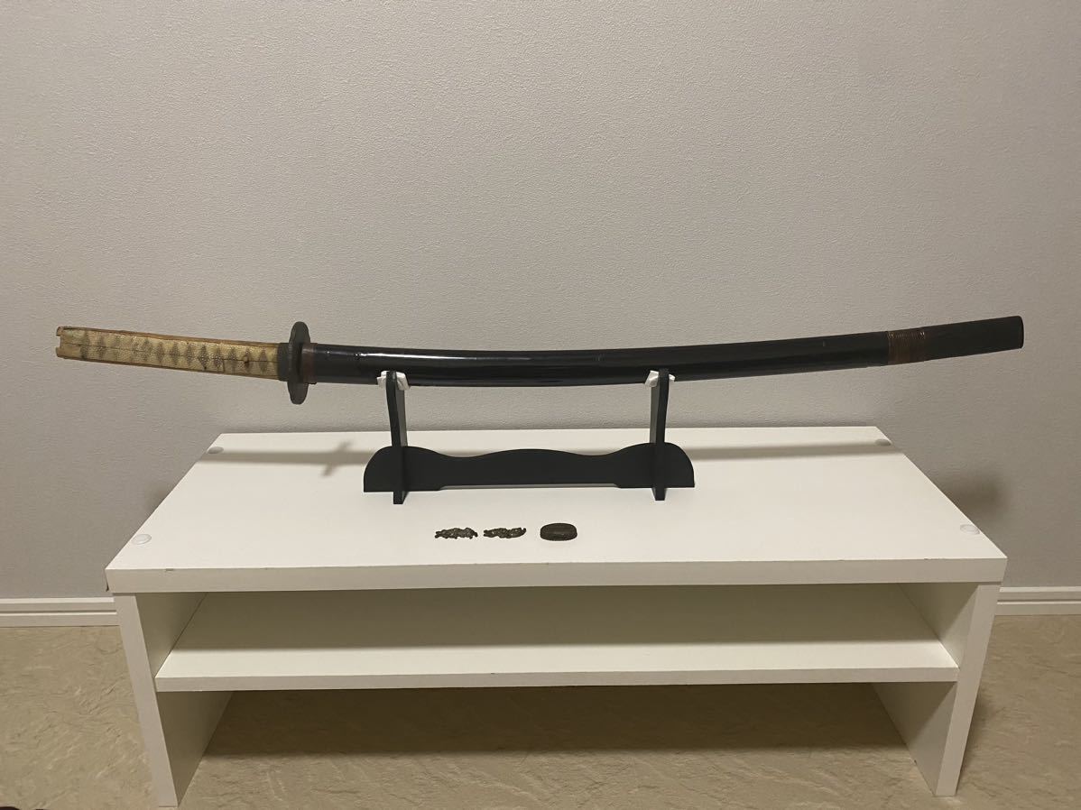 大得価，正規品 激安 日本刀 拵え ジャンク 長さ/2尺8分 反り/5分5厘 目くぎ穴2個居合刀 抜刀 研ぎ(刀、太刀)｜売買されたオークション情報、yahooの商品情報をアーカイブ公開 - オークファン 刀、太刀