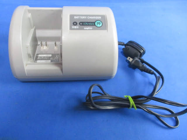 HOT，新品 サンヨー 電動ハイブリッド自転車 バッテリー充電器 SANYO CY-PAA4 約18&times;12.5&times;H9.5㎝ 屋内専用 動作未確認 2F-10906(電動アシスト自転車用バッテリー)｜売買されたオークション情報、yahooの 電動アシスト自転車用バッテリー