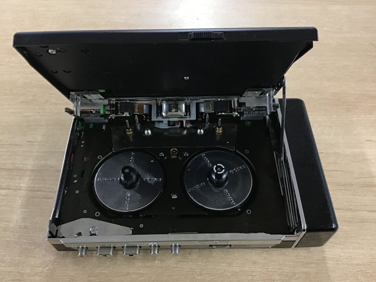 SONY WM-F203 ソニー カセットプレーヤー WALKMAN ウォークマン