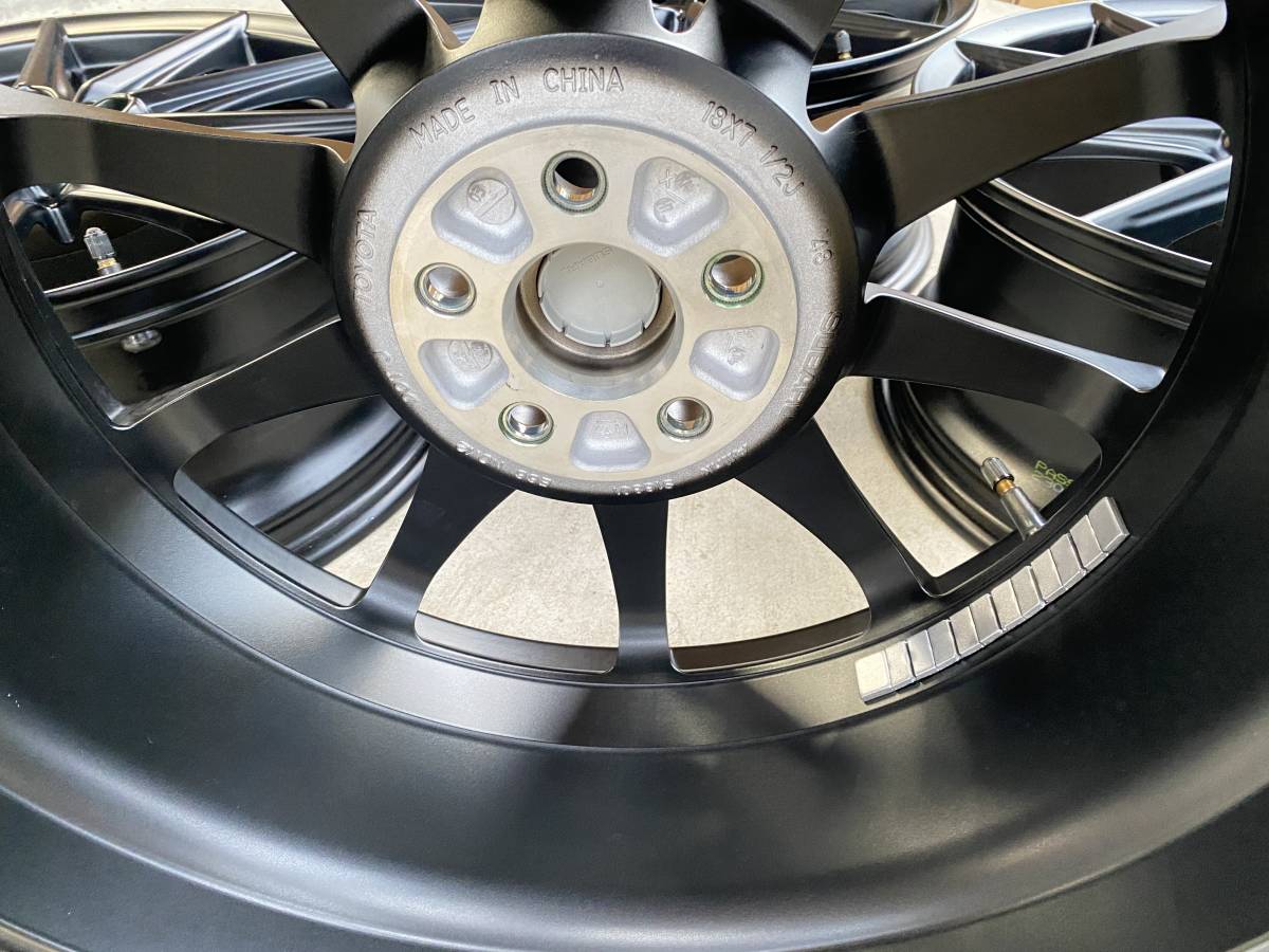 トヨタGR86 ZN8純正ホイール 新車外し 4本 GR86 RZ ZN8 純正アルミ 