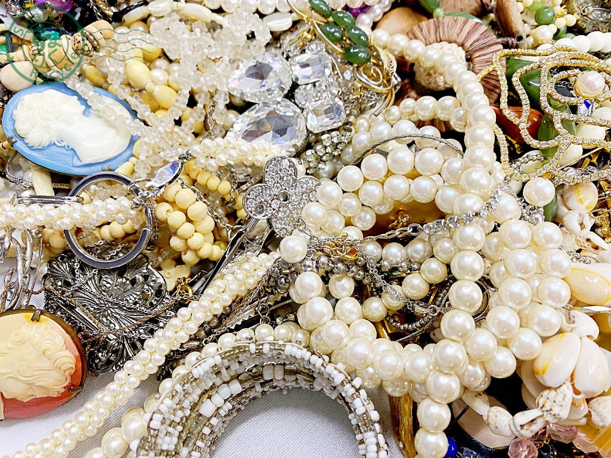 イミテーション アクセサリー - Yahoo!オークション まとめ売り 0 1円
