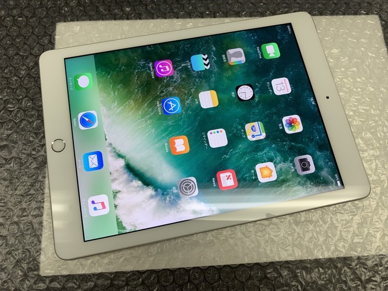 DS286 SIMフリー iPad 第5世代 Wi-Fi+Cellular A1823 シルバー 32GB
