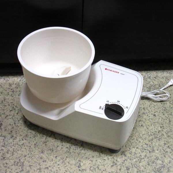 パンニーダーPK800 生地作り こね機 プラスチックチックポット ホワイト ホームベーカリー