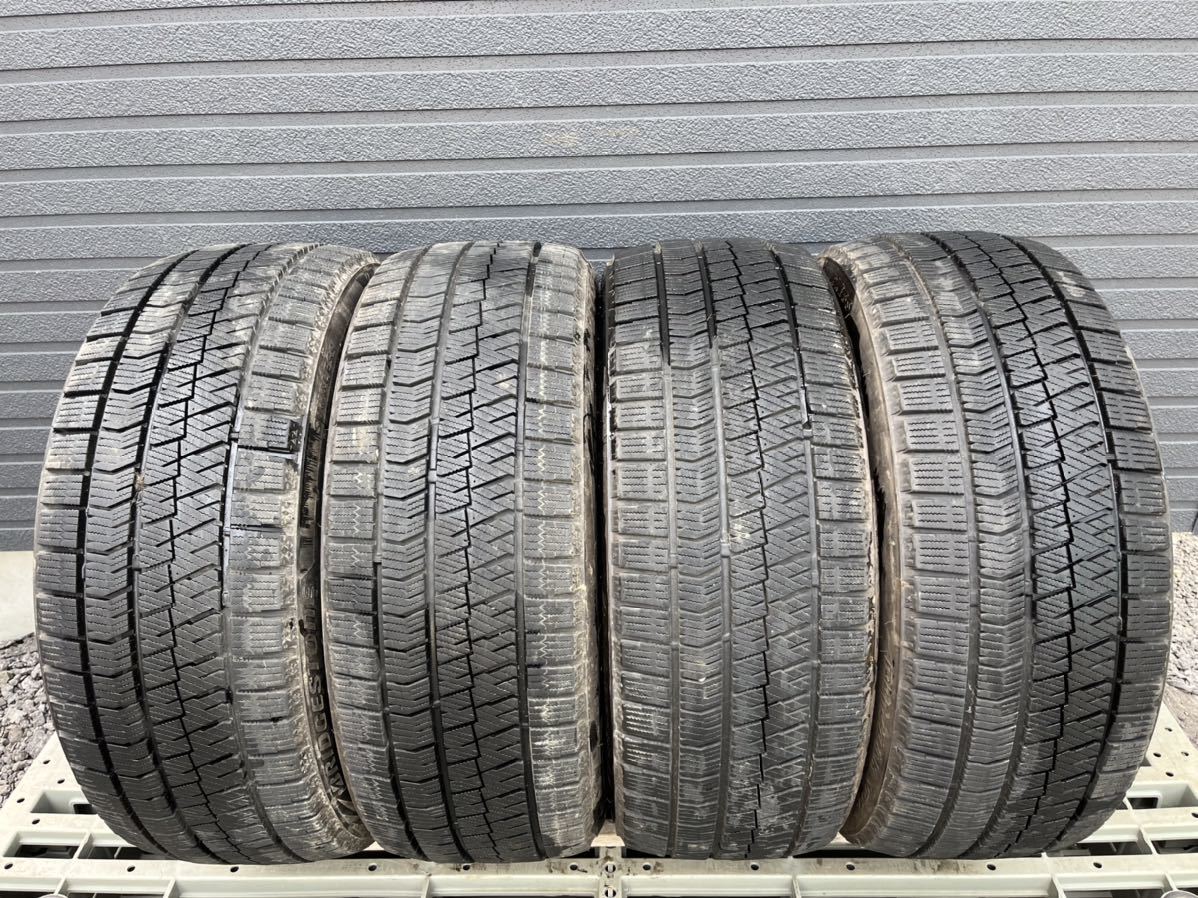 T638 中古タイヤ 225/40R18 BRIDGESTONE BLIZZAK VRX2 ブリヂストン