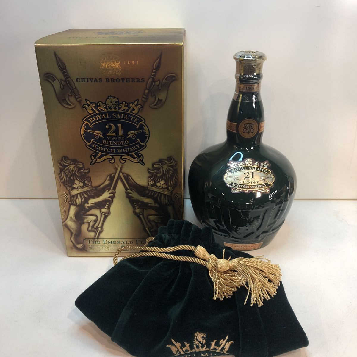 ROYAL SALUTE ロイヤルサルート スコッチウイスキー 古酒 箱付き 古酒