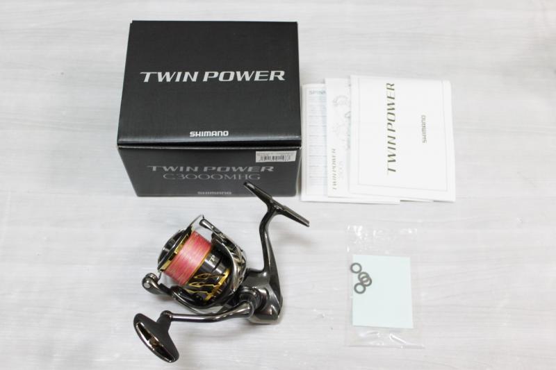新品，格安】 SHIMANO シマノ '20 TWINPOWER ツインパワー C3000MHG 中古品