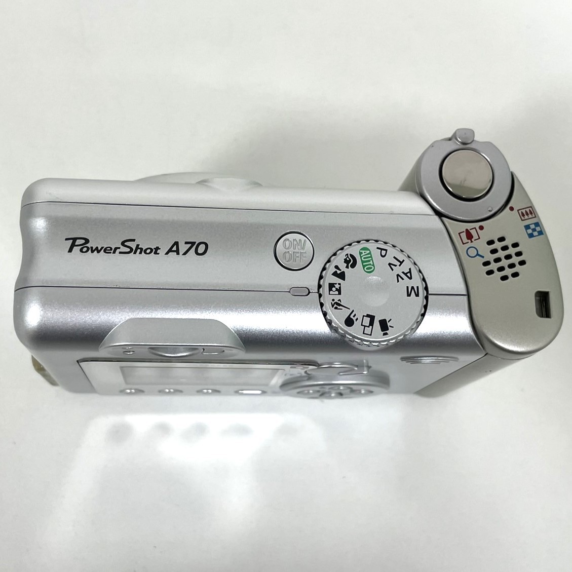 Canon 【外観特上級】Canon キャノン PowerShot A70 PC1043 デジカメ