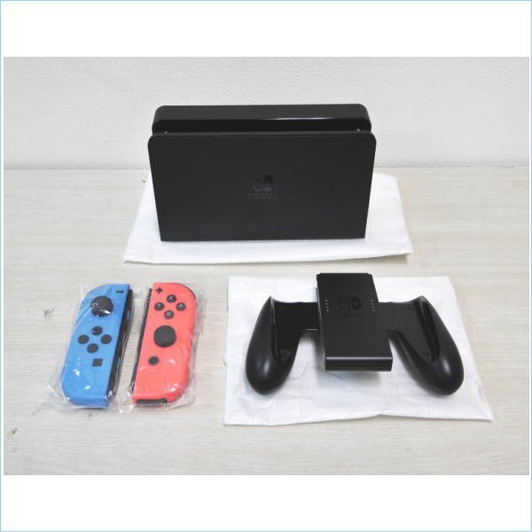 DSE] 1円～ (展示品) 箱傷み Nintendo Switch ニンテンドースイッチ