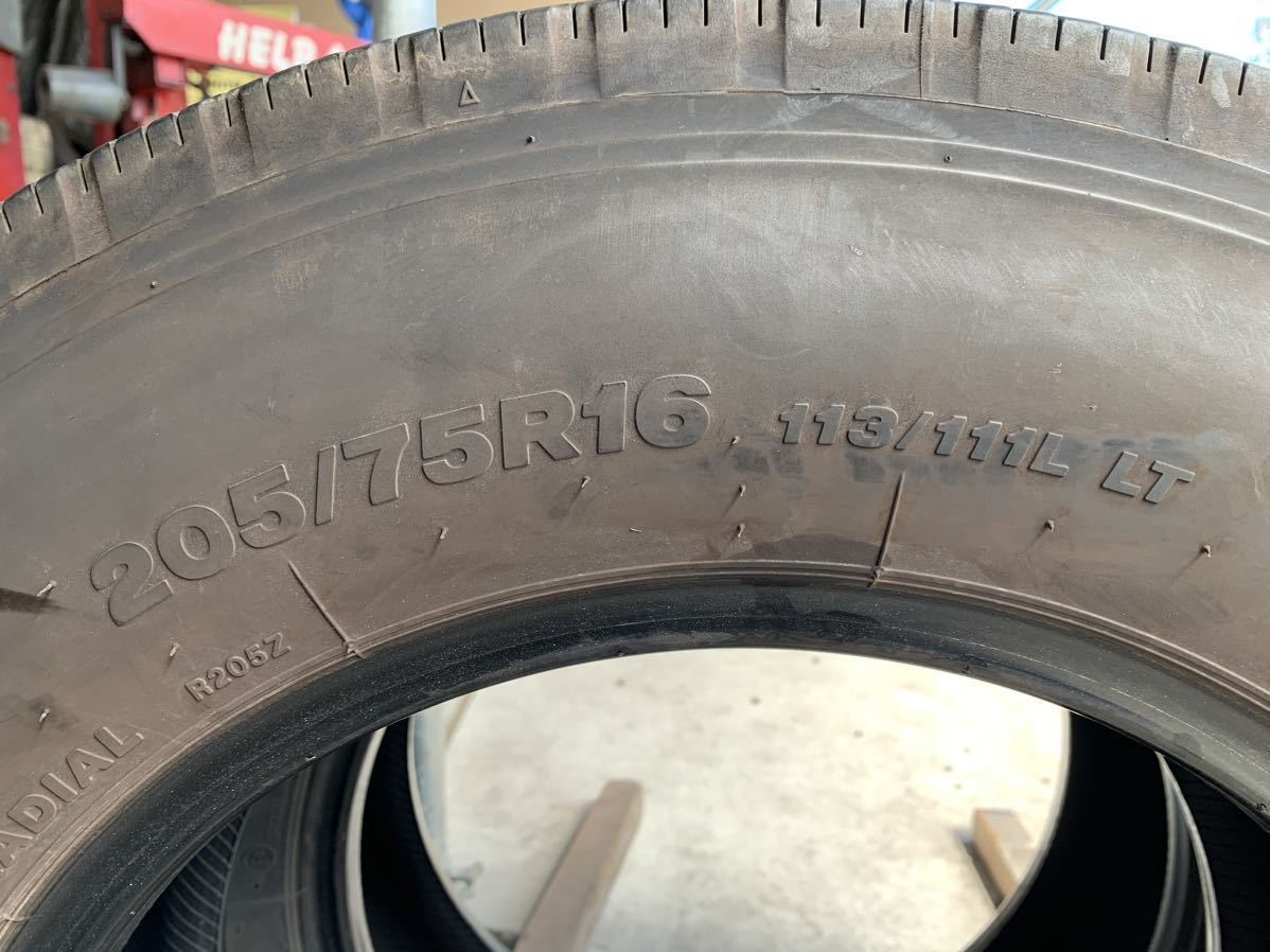 送料込み 205/75R16 BRIDGESTONE DURAVIS R205 7mm 20年製 中古 タイヤ 2本セット