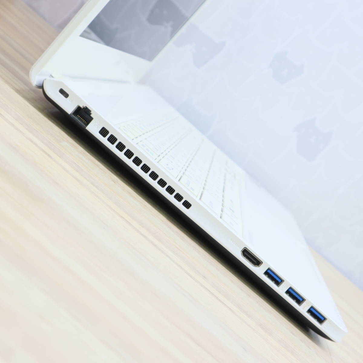なんと！新品SSD1TB メモリ8GB☆超美品 最上級4コアi7！☆T551 Core i7
