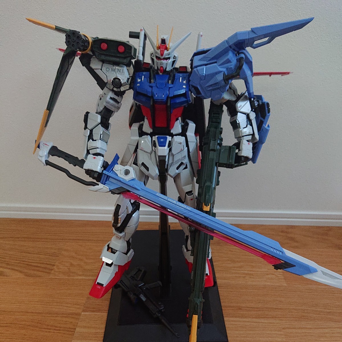 PG ストライクガンダム 素組み完成品　ジャンク PG パーフェクトストライクガンダム 1⁄60 ジャンク 087-G87) ジャンク