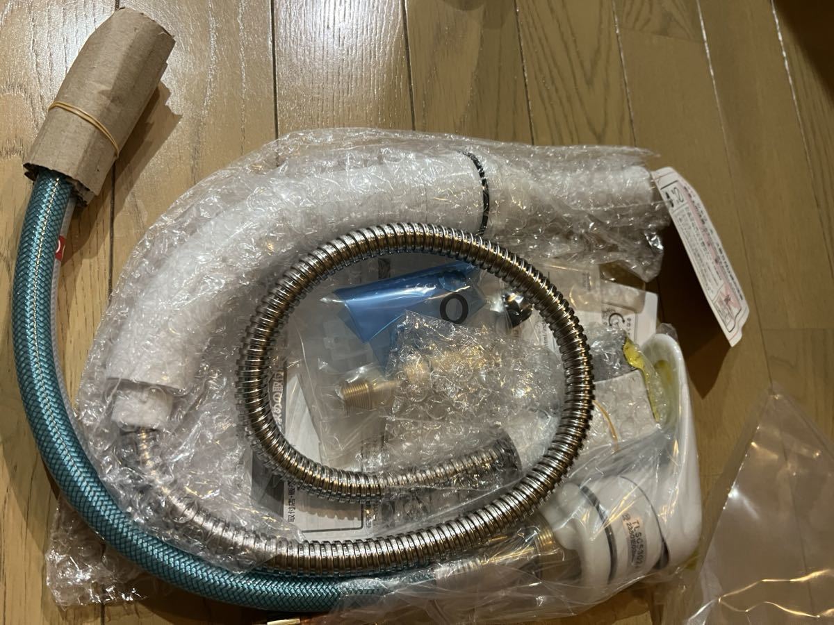 TOTO洗面化粧台シャワー水栓