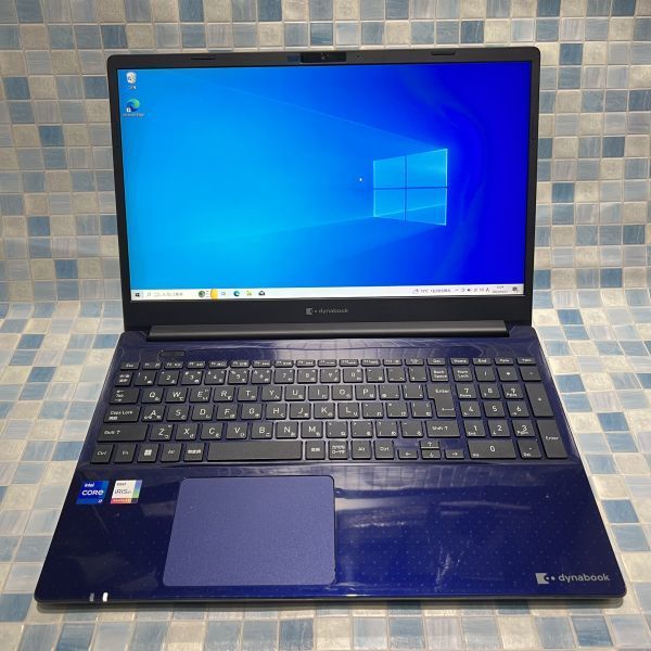 超美品超高速! 15.6型 第11世代 corei7-1195G7/SSD512GB/メモリ8GB
