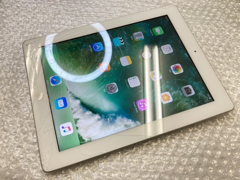 HE728 iPad 第4世代 Wi-Fiモデル A1458 64GB ホワイト ジャンク ロック