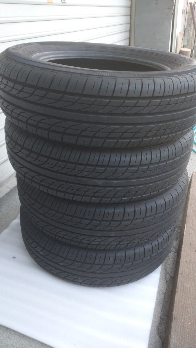 2023年07週11週製国産、溝あり、中古ヨコハマゴムタイヤ4本 175/65R14 (PRACTIVA)