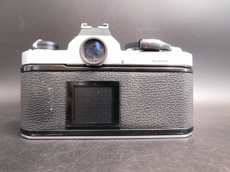FM Nikon シルバー 一眼レフカメラ 0 f1.4 Nikon FM 本体 シルバー