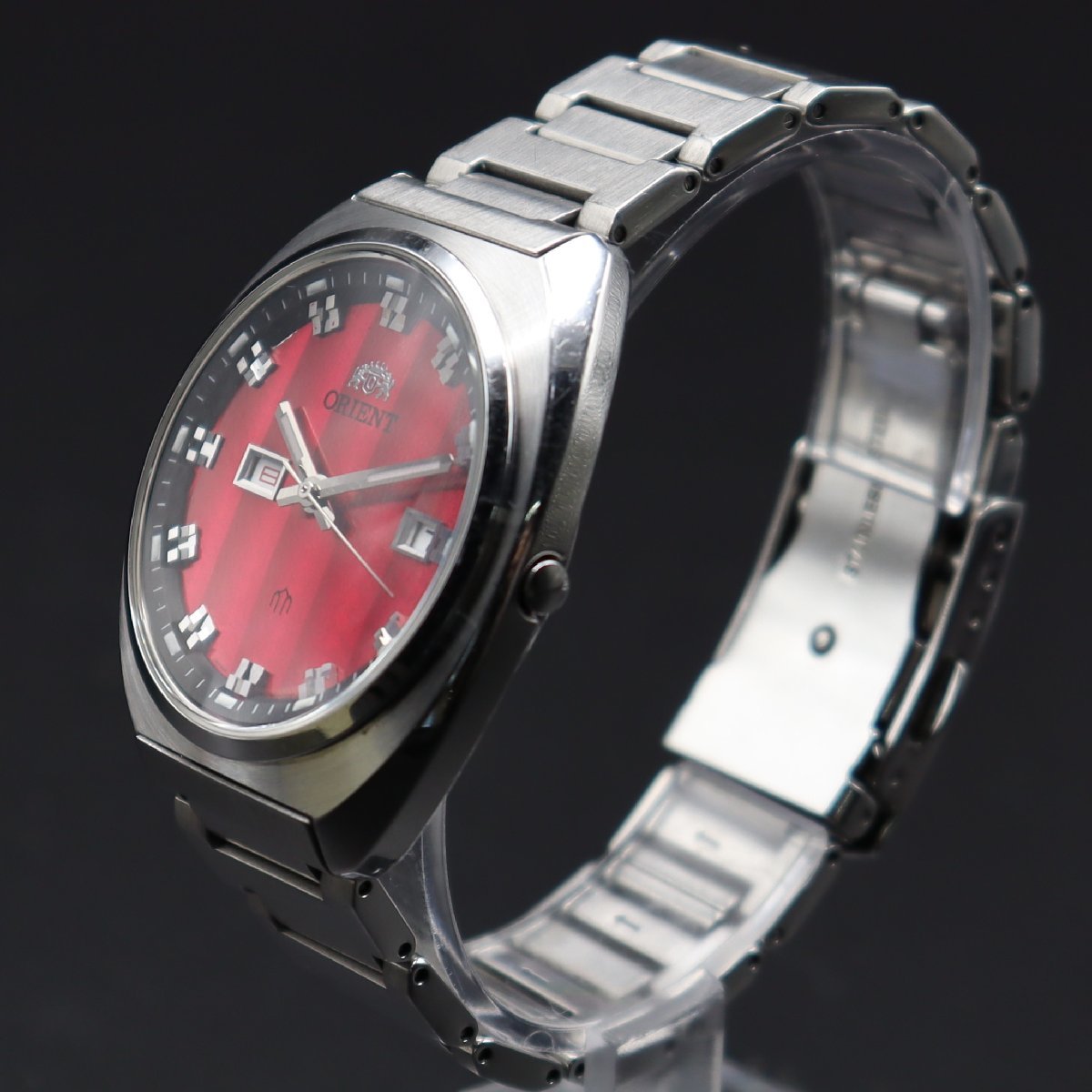 良品 ORIENT オリエント UG1U-C0-B CA クォーツ レッドカラー 