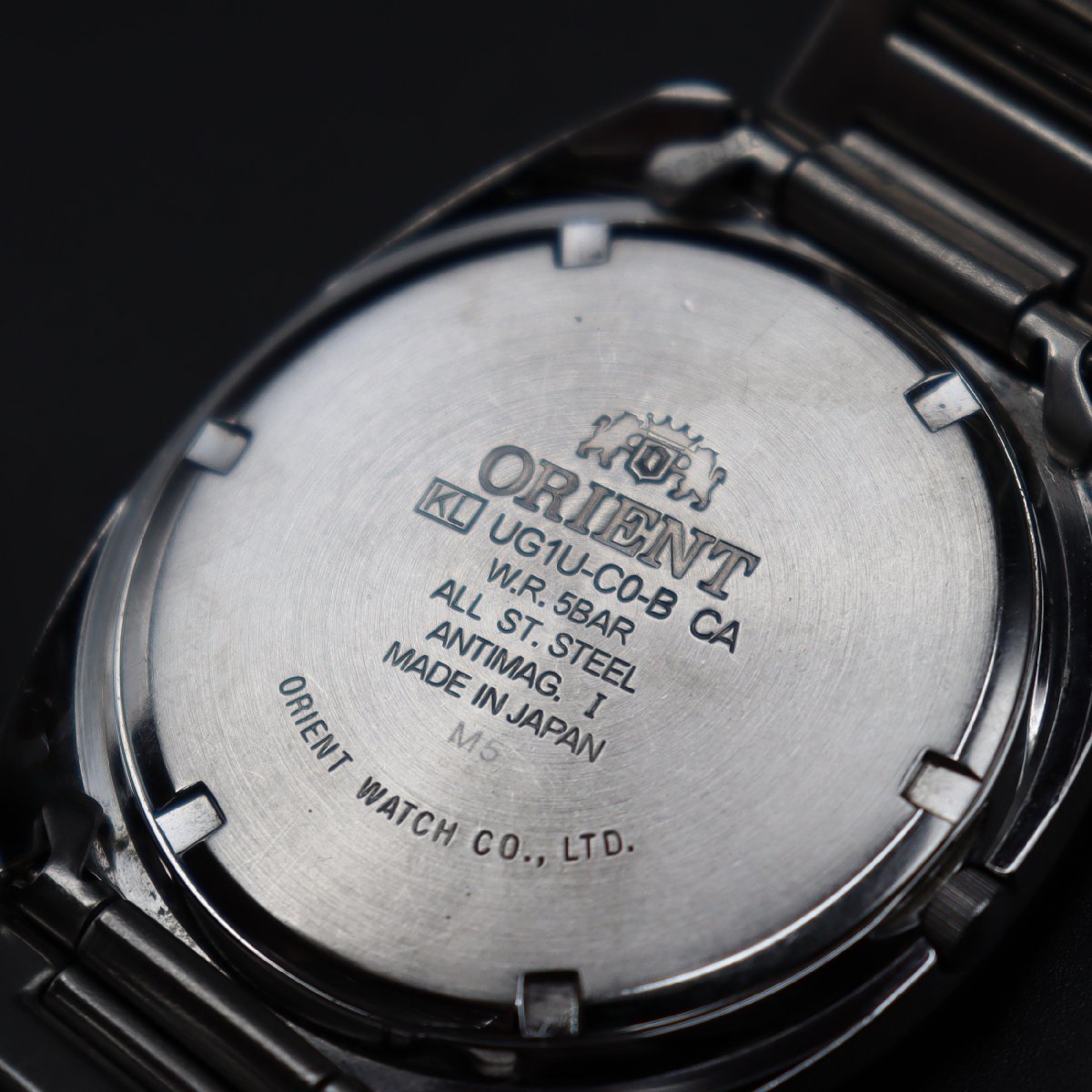 良品 ORIENT オリエント UG1U-C0-B CA クォーツ レッドカラー 