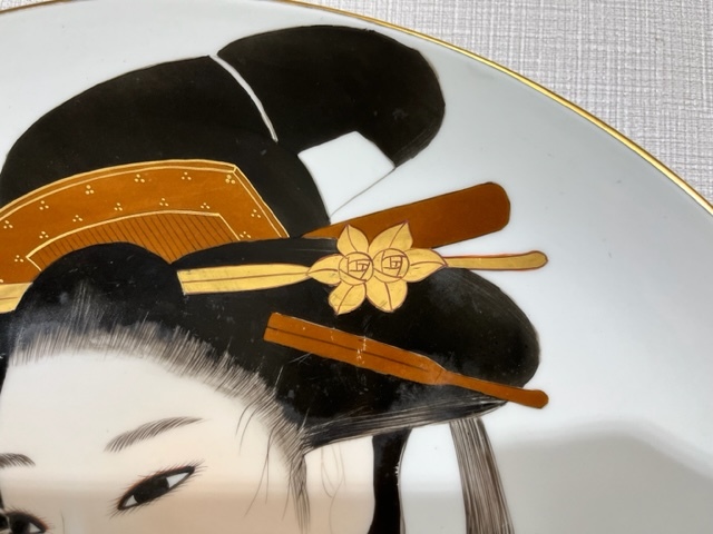 玉泉作 春画 大皿 飾皿 在銘 浮世絵 絵皿 直径約39.1㎝ 美人画 工芸品
