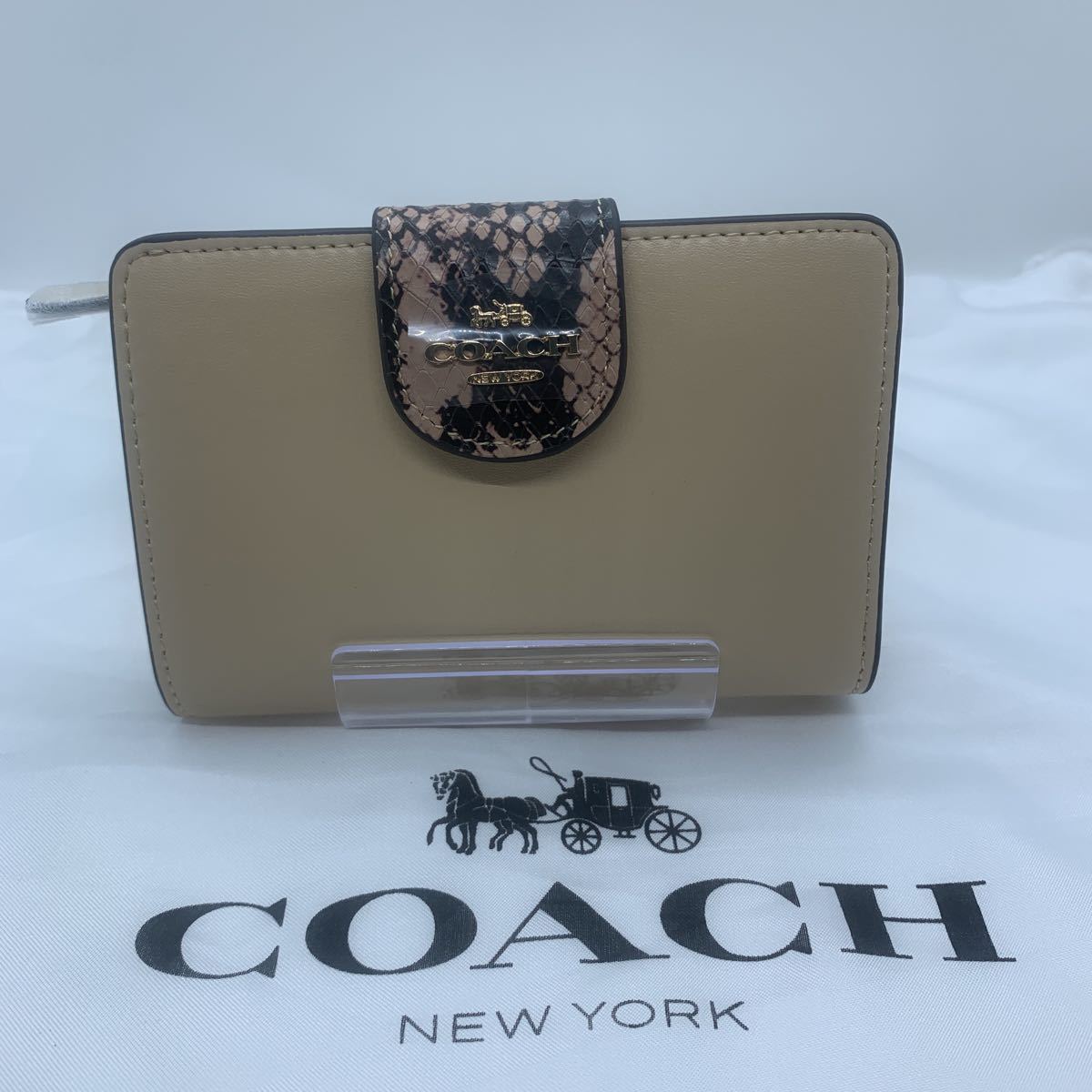 新品未使用　COACH CB866 IMQQY アイボリーマルチ