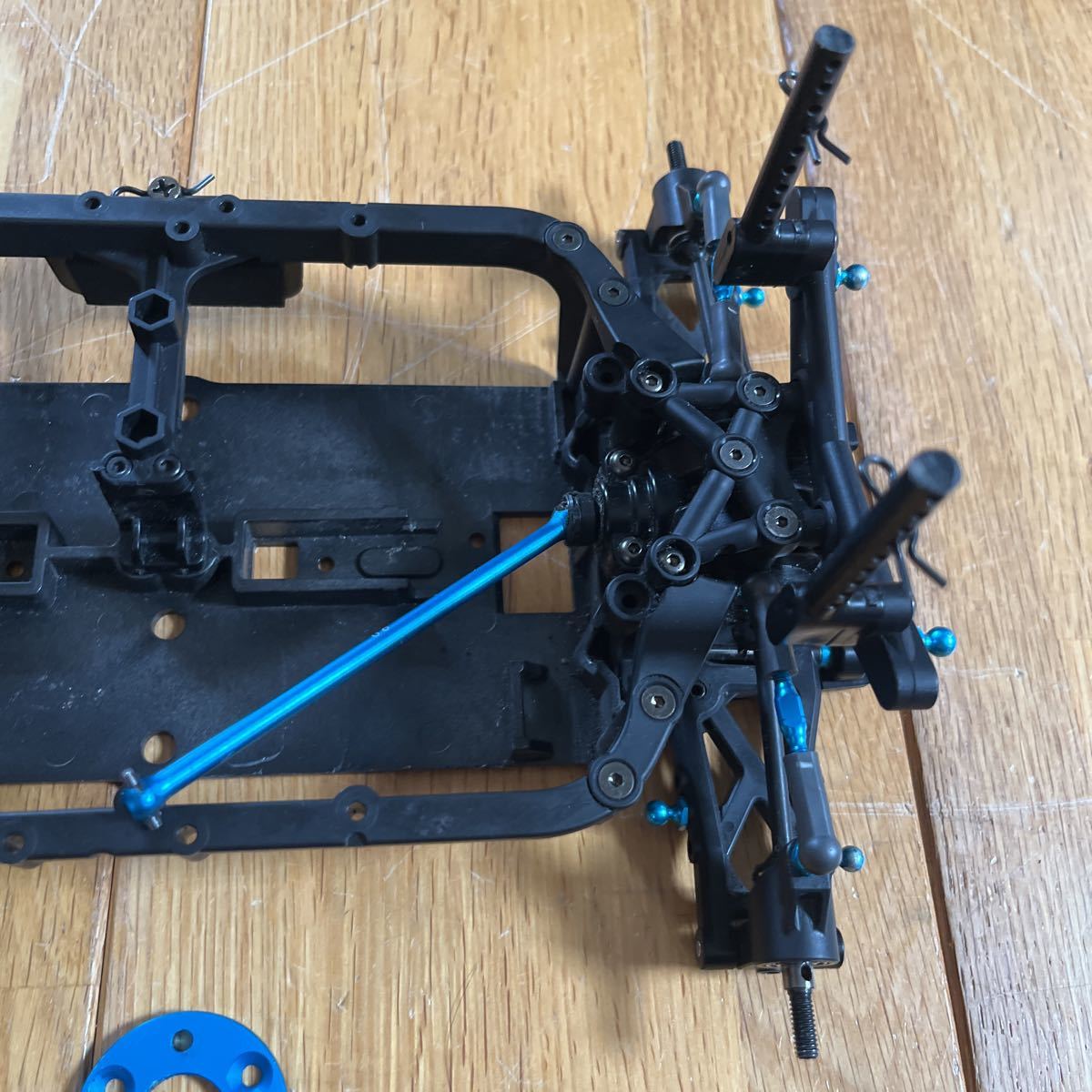 タミヤ TB-05 PRO？ ジャンク TRFダンパー カーボンパーツ多数