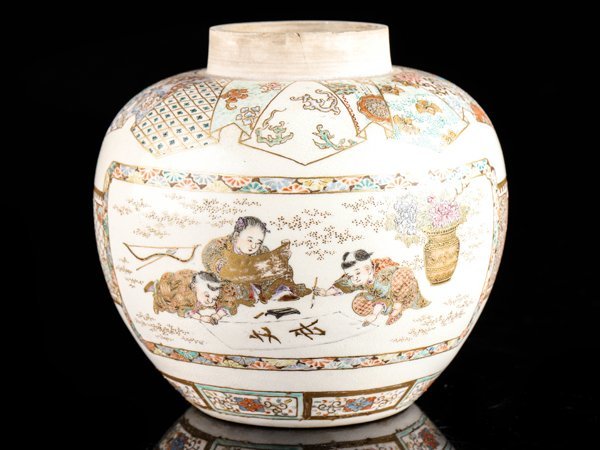定番人気，爆買い 【流】薩摩焼 色絵金彩壷 高さ14.5cm TR350