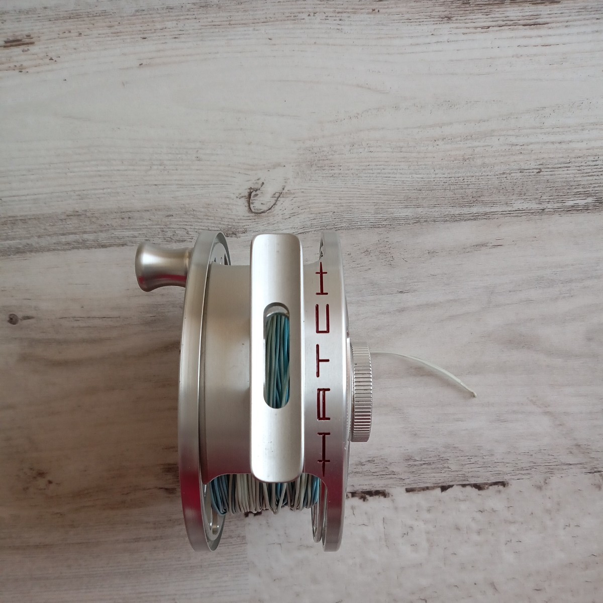 リール HATCH ICONIC 9PLUS LA CAMPFIRE⁄SMOKE リール HATCH ICONIC