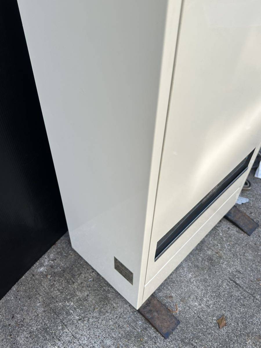 自動販売機 VTM 6FA-2 鍵付き 芝浦 通電確認済 レトロ販売機 昭和 たばこ 煙草 タバコ 芝浦自販機 券売機《芝浦自販機》KC-TXシリーズ ボタン式券売機