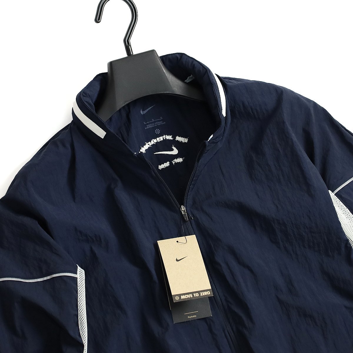 新品 ナイキ ナイロン ジップアップ ジャケット L NIKE 軽量 ブルゾン 
