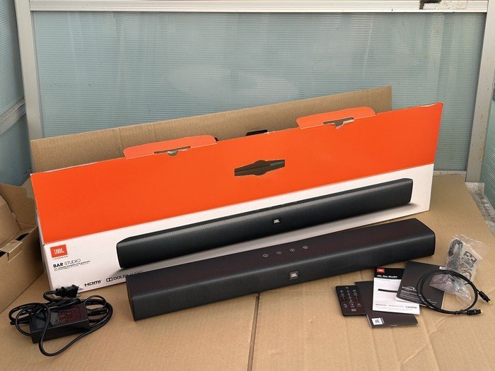 【極美品】 JBL Bar studio 2.0 サウンドバー リモコン付 極美品！】JBL BAR STUDIO 2.0チャンネル サウンドバー 極美品】 JBL