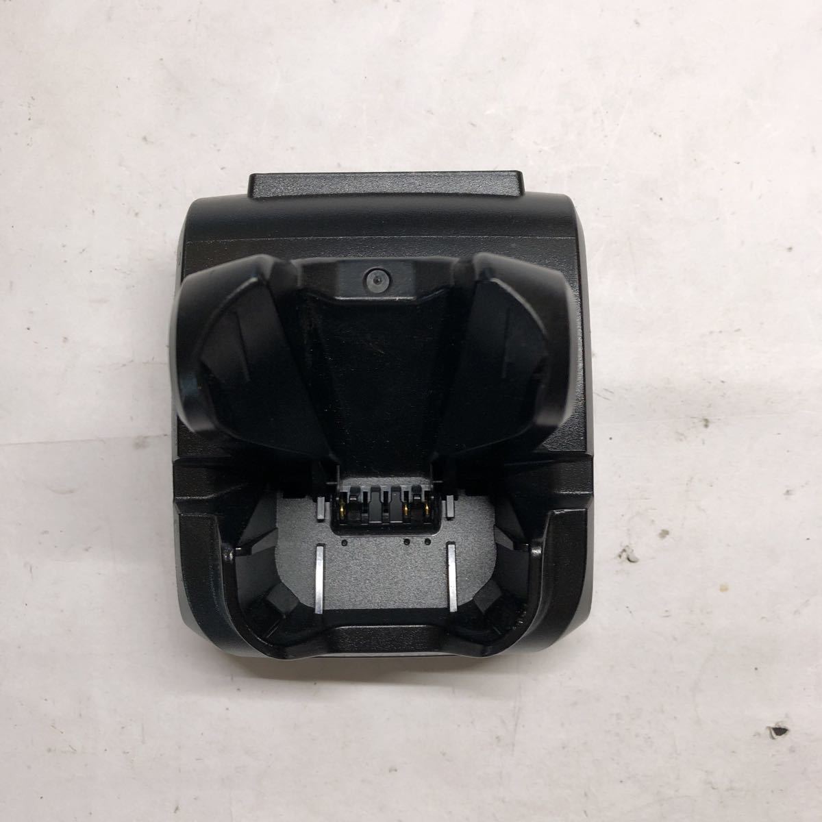 KEYENCE BT-WUC81 ハンディターミナル充電台　/3