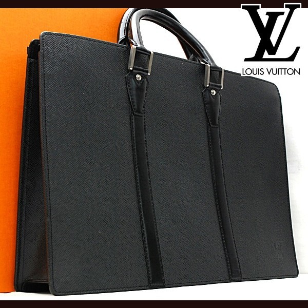 ☆極美品☆ ルイヴィトン LouisVuitton タイガ ポルトドキュマン