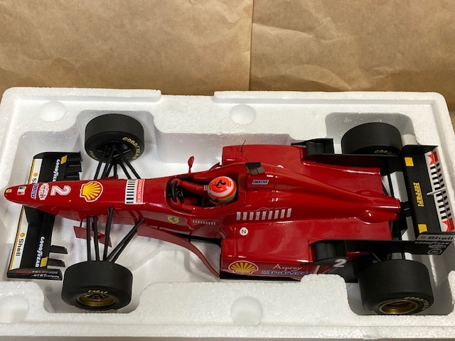 1:12 Paul's Model Art Minichamps Ferrari F310⁄2 '96