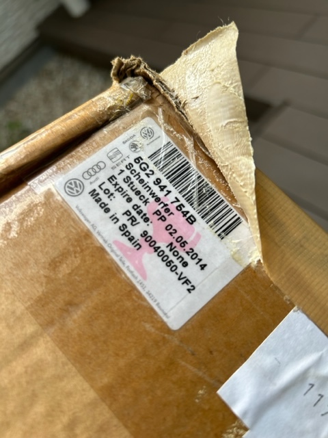 ゴルフ７ ゴルフＧＴi　純正右ヘッドライト　HIDバラスト付　新品＆未使用品　AUCHH ゴルフ７_4